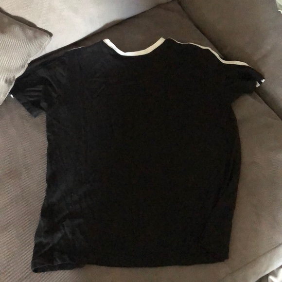 Adidas shirt - Picture 3 of 3